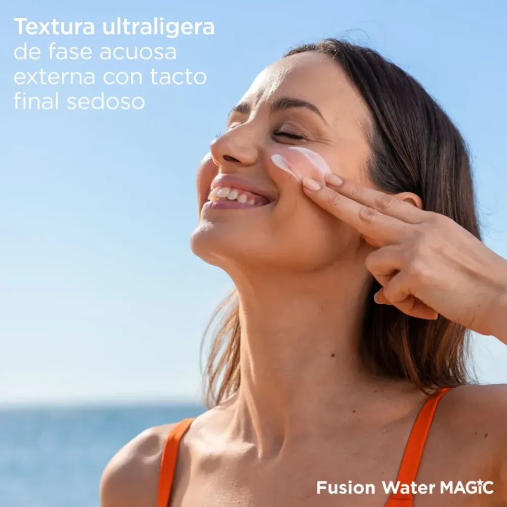 Isdin Compra Fusion Water Magic SPF50 (50ml)
